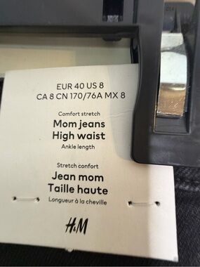 H&M Black High Rise Mom Jeans - Ankle Length
